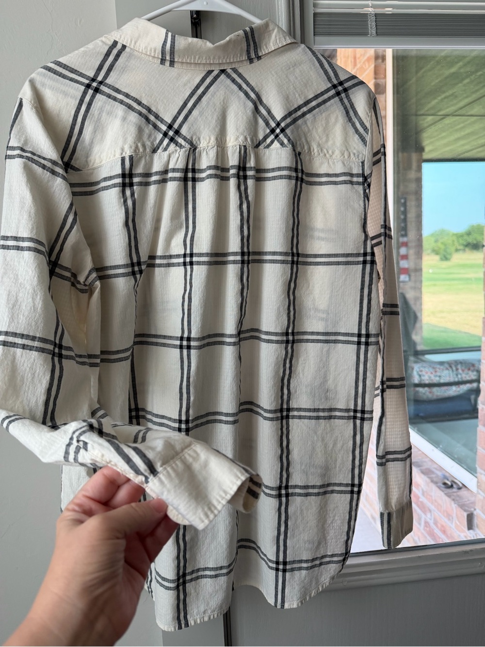 LOFT Cream and Black Plaid Button-Up Pullover Blouse - Picture 5 of 6